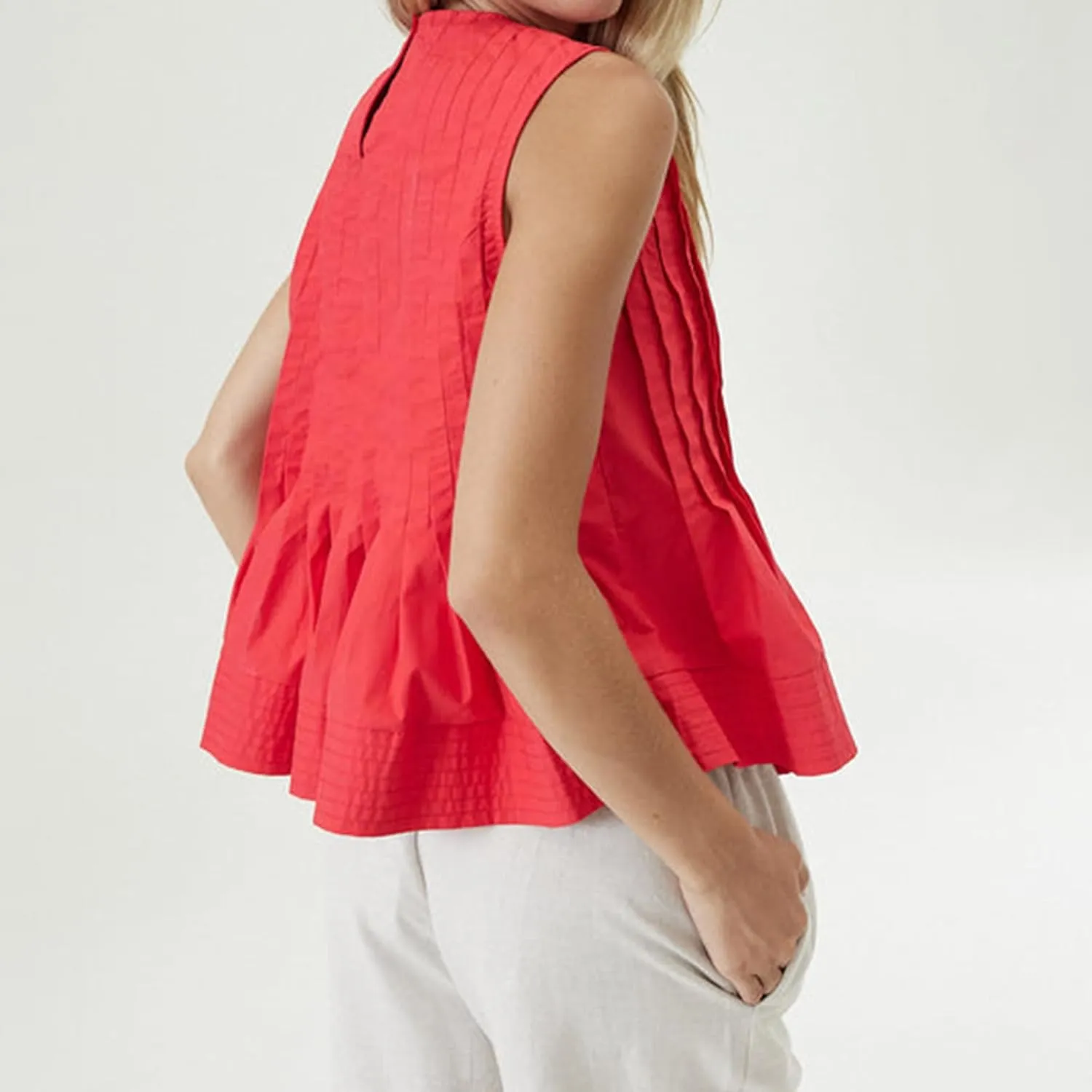 Faretumiya Women Pleated Babydoll Tank Top Linen Sleeveless Peplum Blouse Y2k Ruffle Shirt Summer Vest Going Out