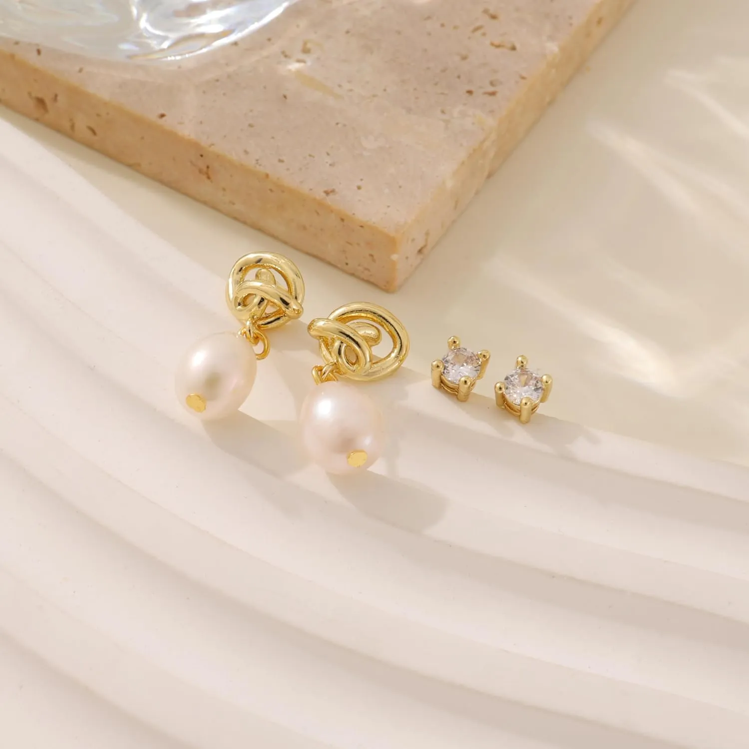 Gold Earrings for Women,14k Gold Plated Pearl Drop Earring Dainty Gold Bridal Prom Earrings Small Cute Stud Earring Wedding Dangle Earrings for Women Trendy Prom Bride Jewelry Gifts