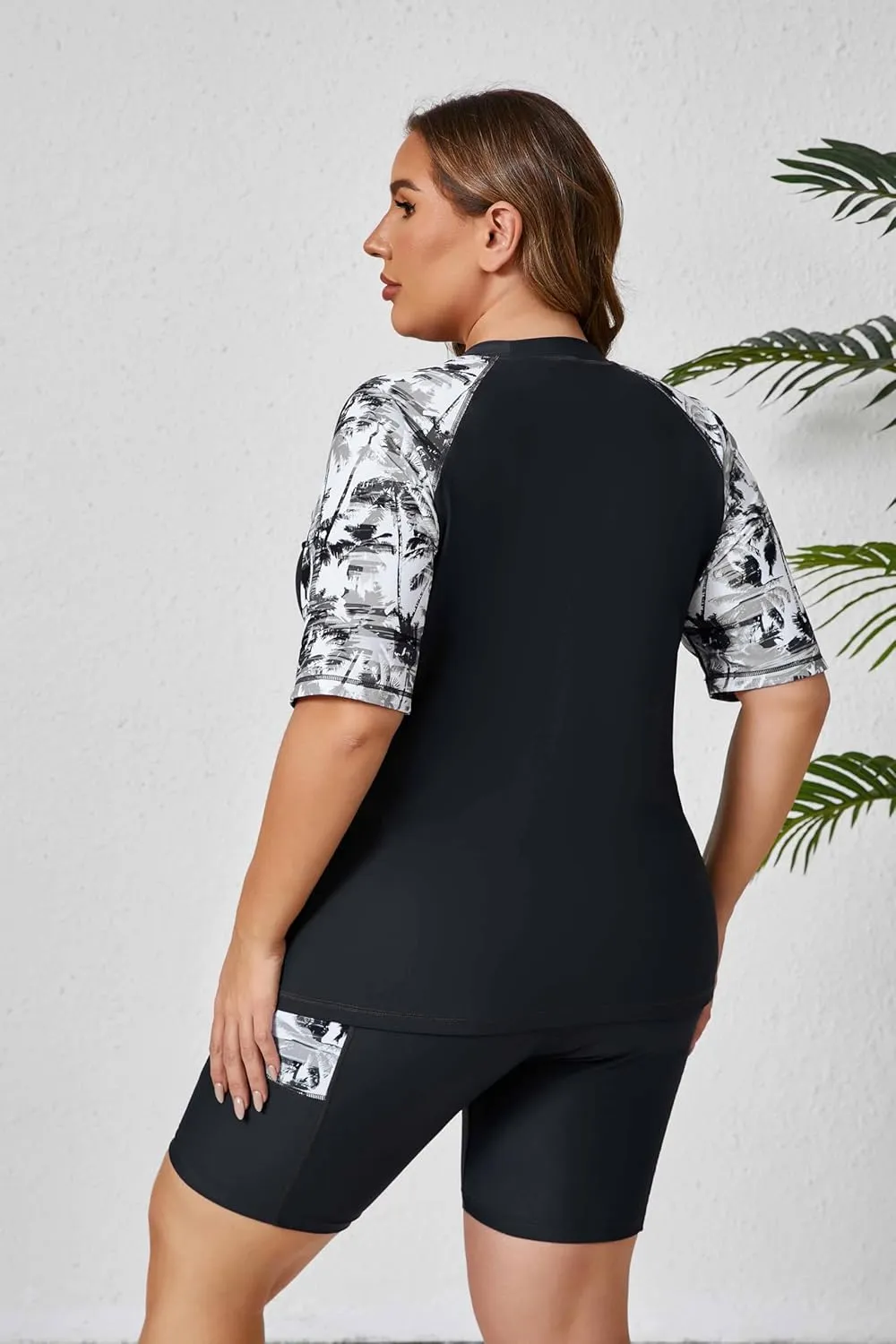 Halcurt Women's Plus Built in Bra Rash Guard Two Piece Swim Shirt and Pockets Boyleg Shorts