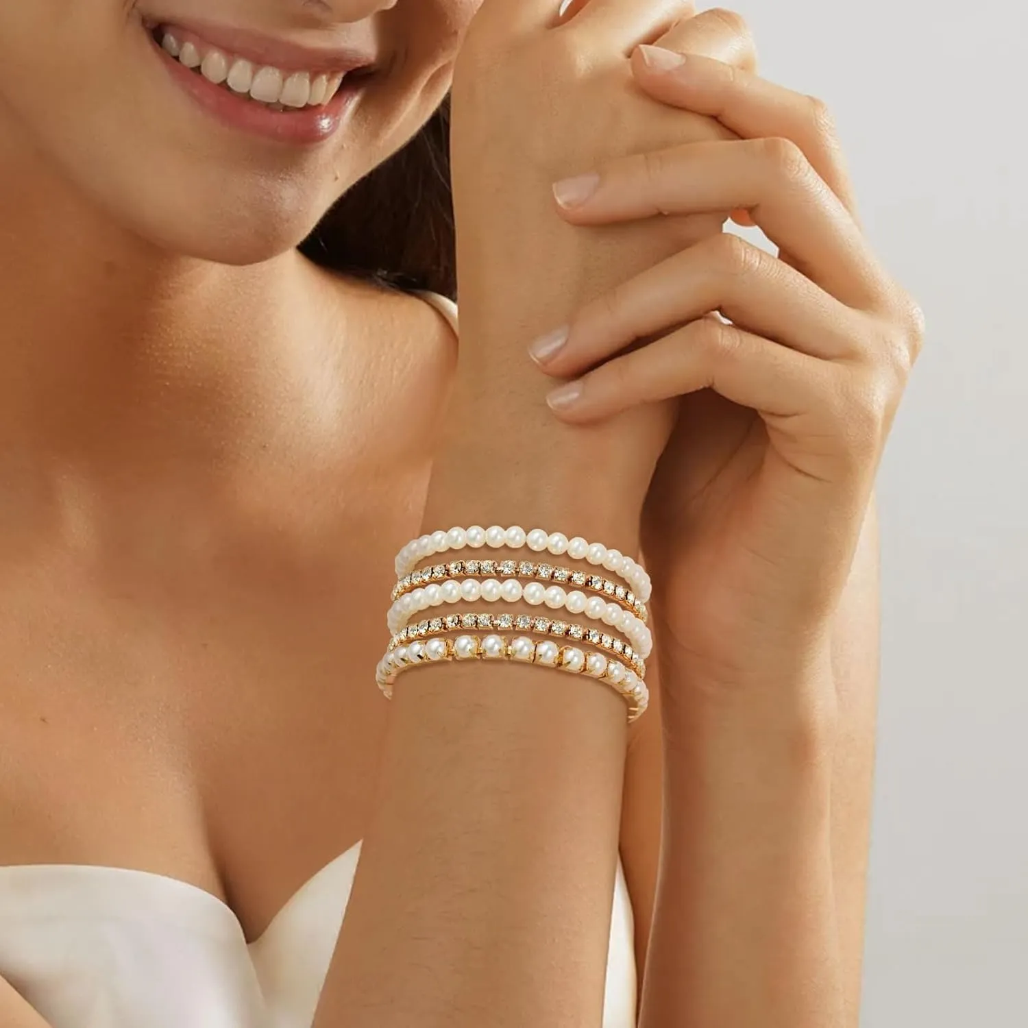 Long tiantian Pearl Bracelets for Women Pearl Jewelry Crystal Rhinestone Bangle Bracelets for Women Beaded Stretch Strand Stackable Bracelets Wedding Jewelry for Brides