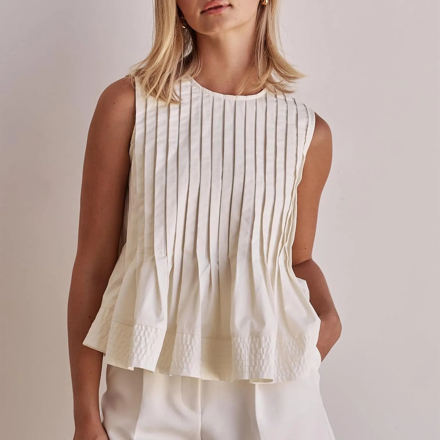 Meiweileya Women Y2k Pleated Peplum Tank Top Linen Front Tie Button Up Sleeveless Vest Ruffle Hem V Neck Going Out Blouse