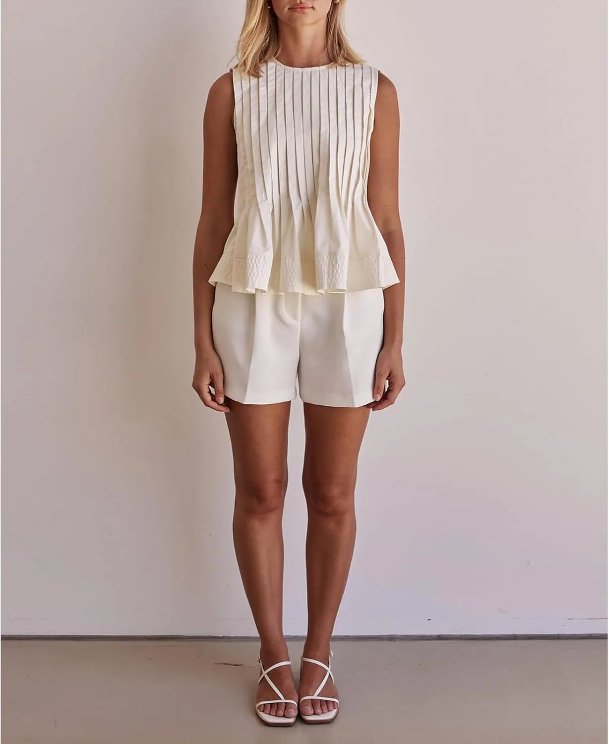Meiweileya Women Y2k Pleated Peplum Tank Top Linen Front Tie Button Up Sleeveless Vest Ruffle Hem V Neck Going Out Blouse