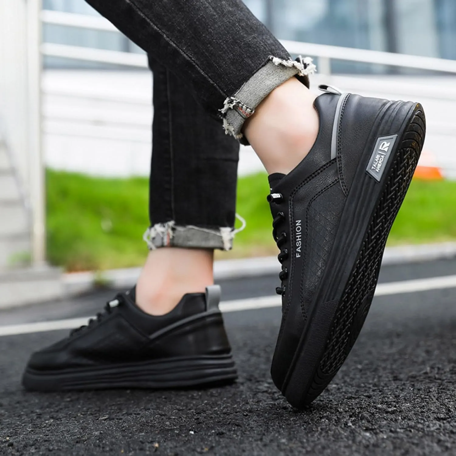 Men Slip on Walking Shoes Comfortable PU Leather Memory Foam Breathable Fashion Sneakers Non Slip Arch Support Cushioning Workout Tennis Shoes Wide Width