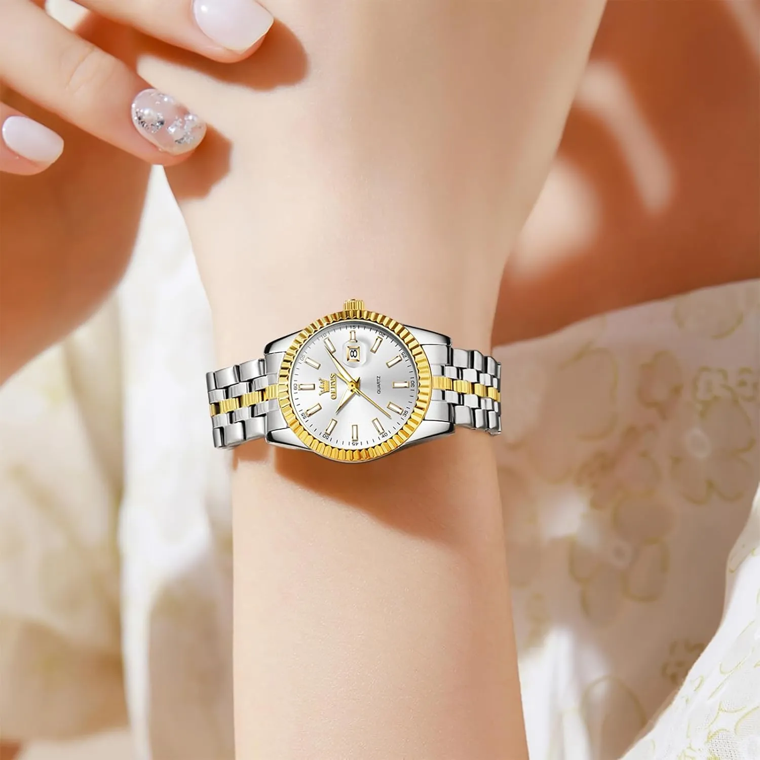 OLEVS Women's Stainless Steel Watch, Small Face Vintage Gold Silver Two Tone Analog Womens Quartz Watch, Casual Waterproof Luminous Calendar Date Ladies Watches