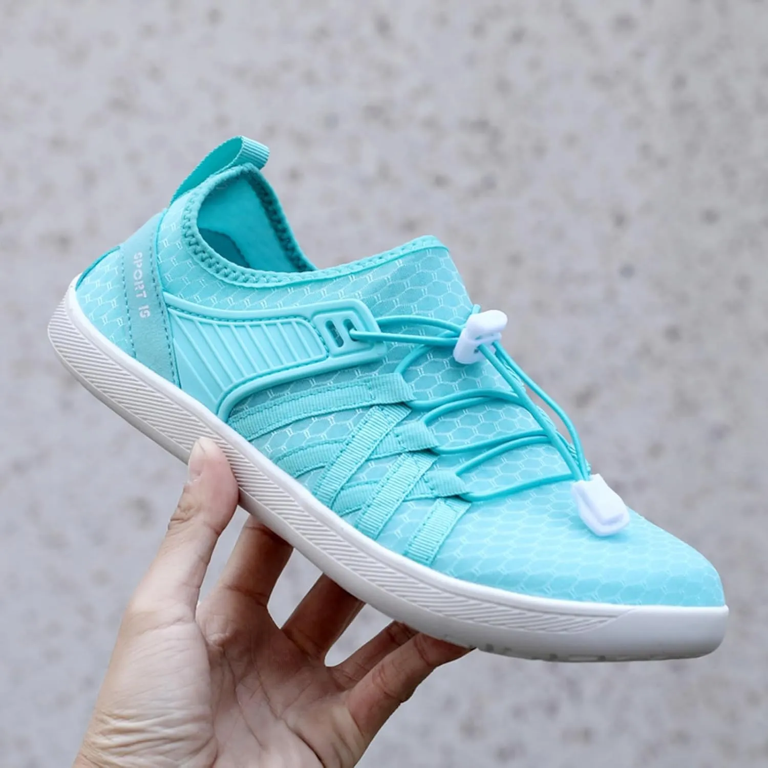 Slip on Walking Shoes for Women Comfy Knitted Non Slip Vintage Wide Running Shoes Breathable Gym Workout Shoes Fashion Lace Up Sneakers