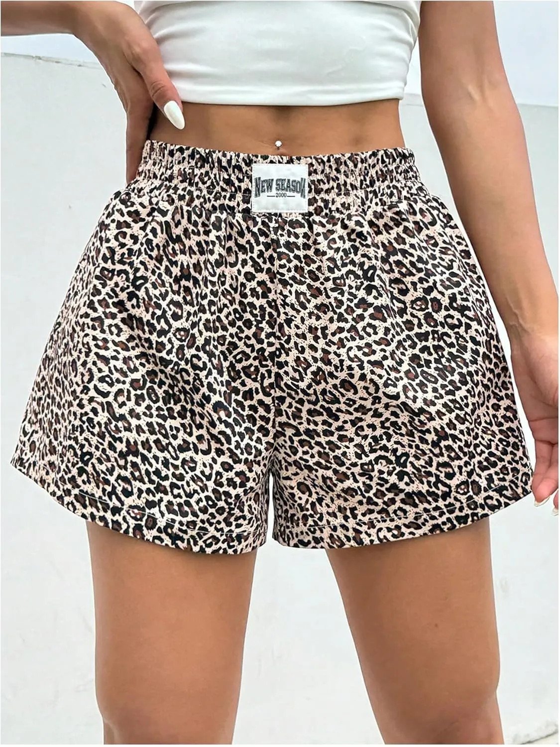 WDIRARA Women's Leopard Print Mini Shorts High Waist Elastic Loose Shorts