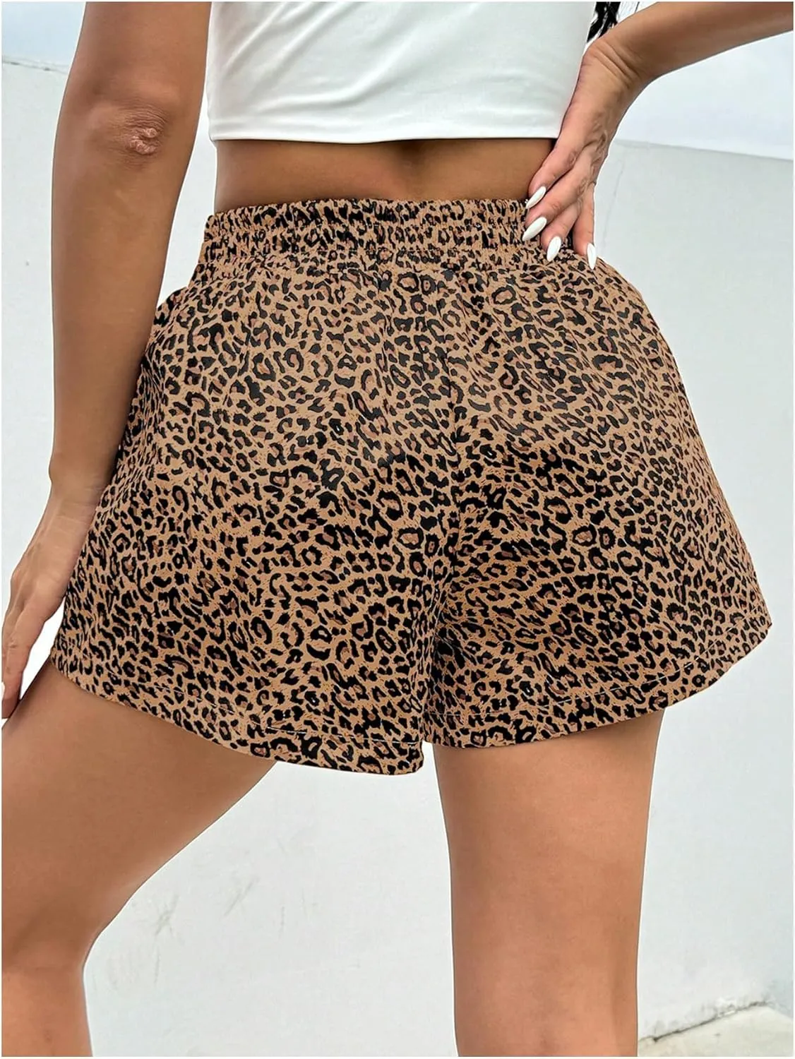 WDIRARA Women's Leopard Print Mini Shorts High Waist Elastic Loose Shorts