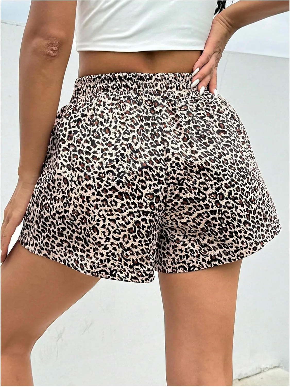WDIRARA Women's Leopard Print Mini Shorts High Waist Elastic Loose Shorts