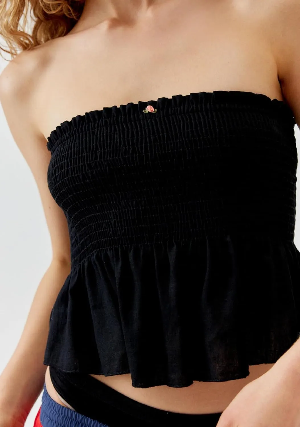 Women Peplum Tube Tops Strapless Ruffle Hem Bubble Bandeau Tops Sleeveless Off Shoulder Puffy Pleated Going Out Tops