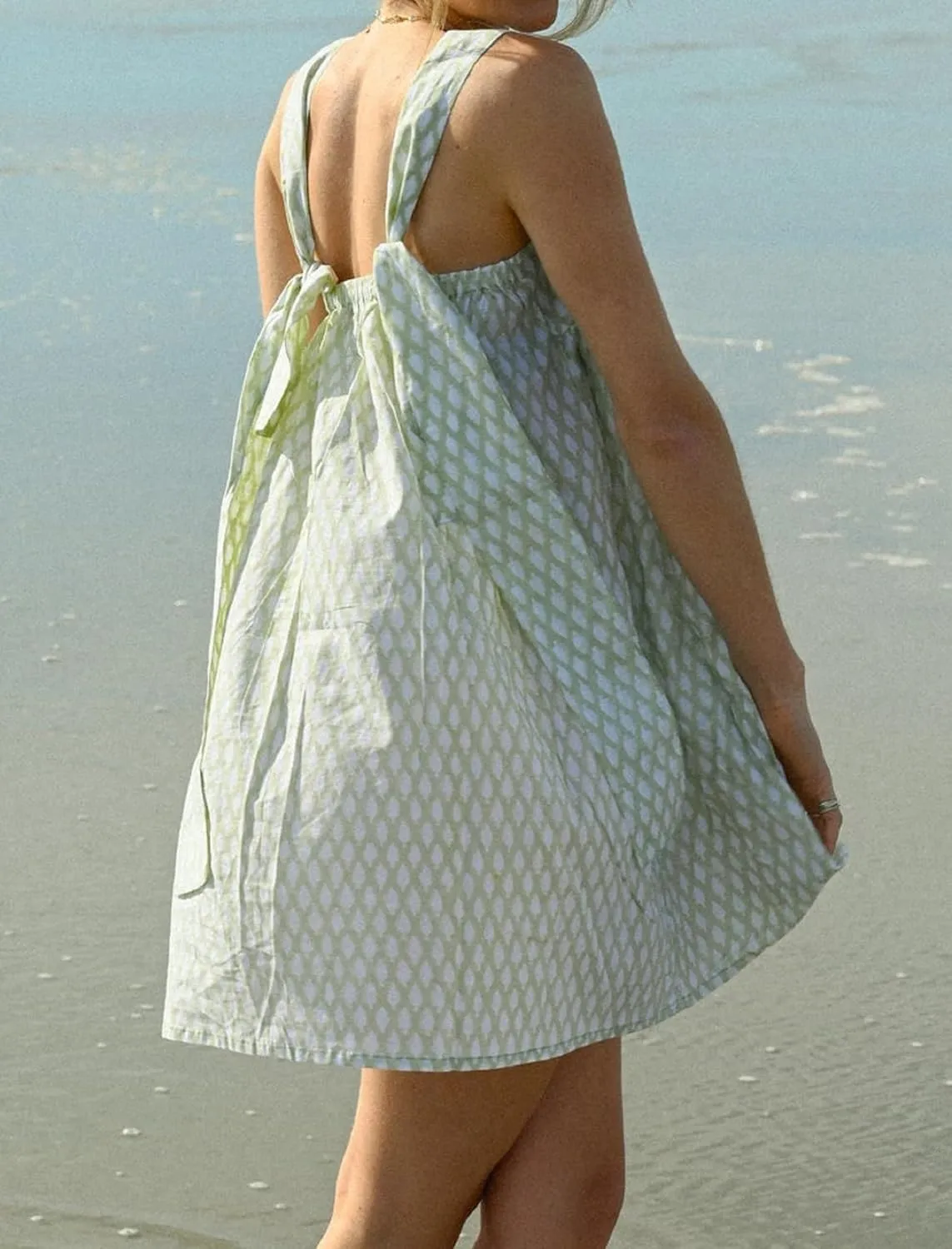 Women Ruffle Floral Babydoll Dress Tie Shoulder Boho Flowy Mini Dress Y2K Cute Bow Sleeveless Going Out Sundress