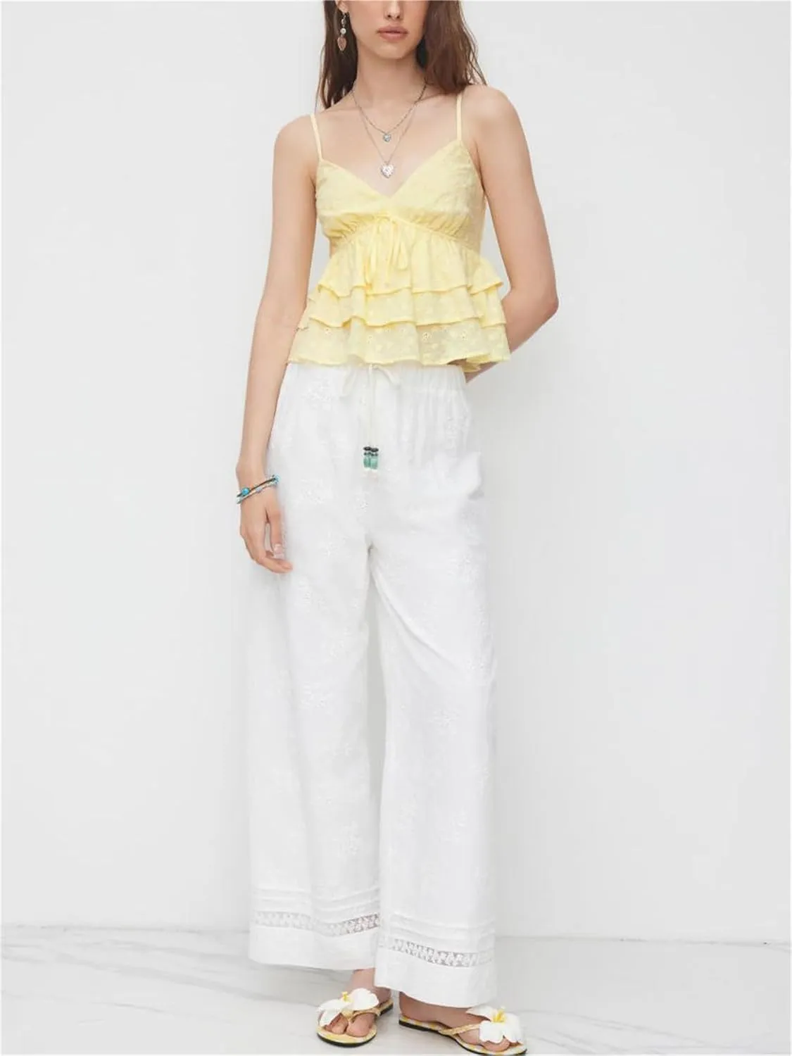 Women Ruffled Cami Tops Y2k Eyelet Lace Tank Top Cute Bow Detail Spaghetti Strap Solid Color Ruffled Hem Camisole